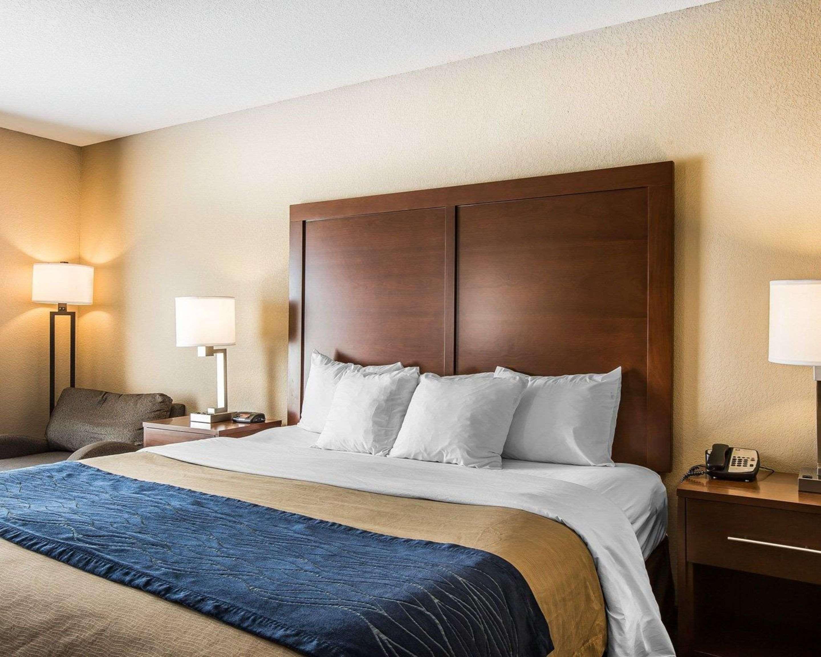Comfort Inn & Suites Blue Ridge Exteriér fotografie